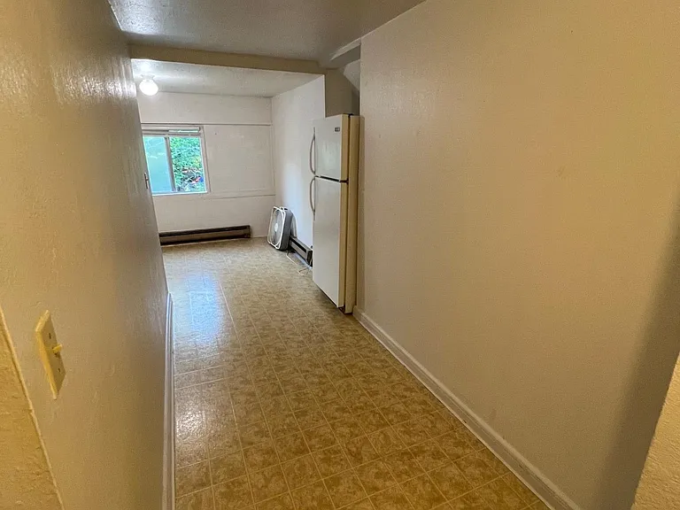 1317 W Augusta Ave #2 — Photo 8