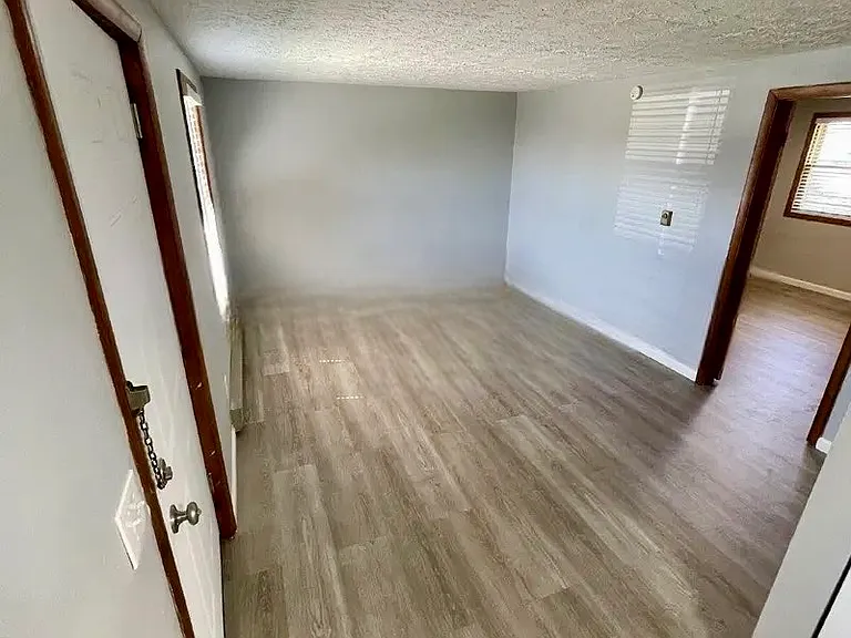 1818 Michigan St #2 — Photo 5