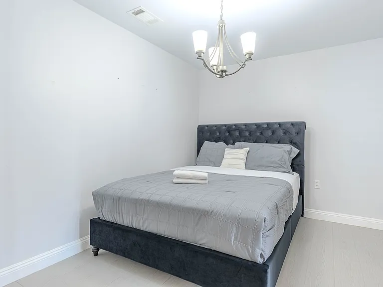829 E Camino Real Ave — Photo 23
