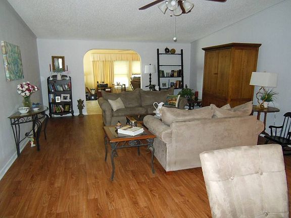 3rd image of 1552 Schalamar Creek Dr