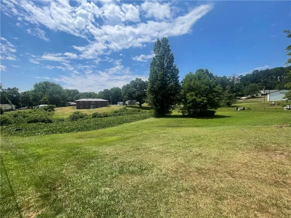 LOT 31 Forest Acres Cir, Walhalla, SC 29691