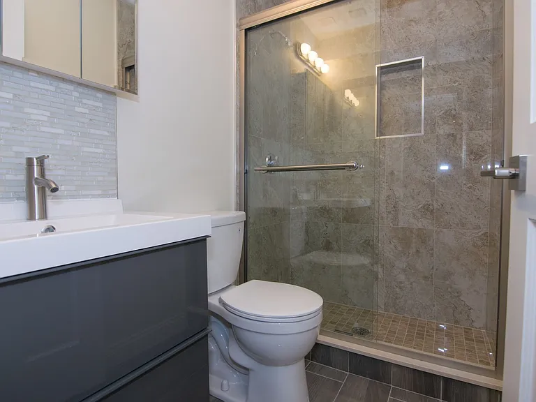 1805 Beacon St #2B — Photo 4