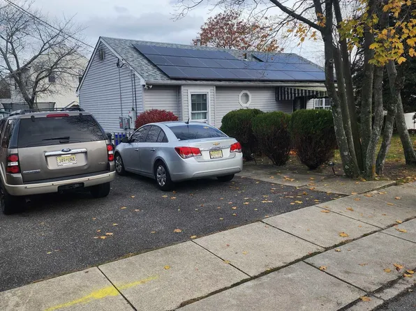 510 W Park Ave, Pleasantville, NJ 08232