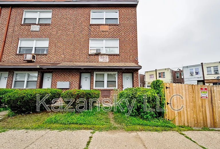 1862 Pratt St #A — Photo 11