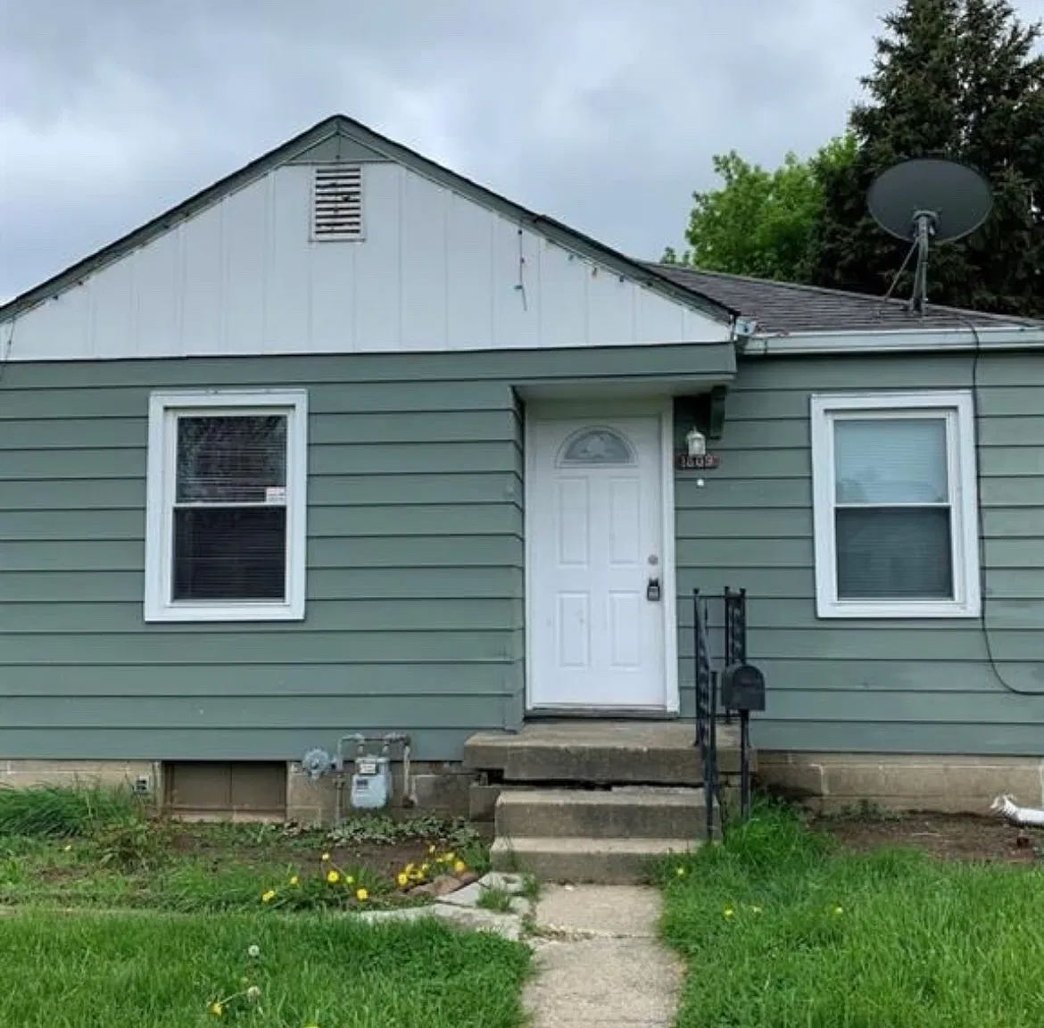 2 bed, 900 sqft, $1,400 — Photo 1