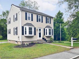 457 Church Ave, Warwick, RI 02889
