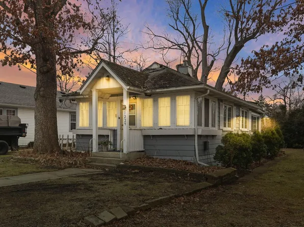 N1229 Rosewood DRIVE, Genoa City, WI 53128