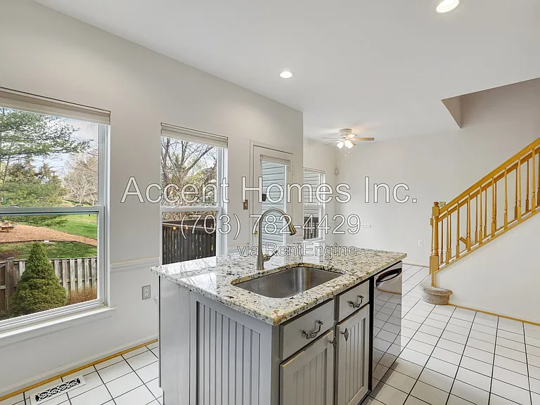 21217 Millwood Sq — Photo 22