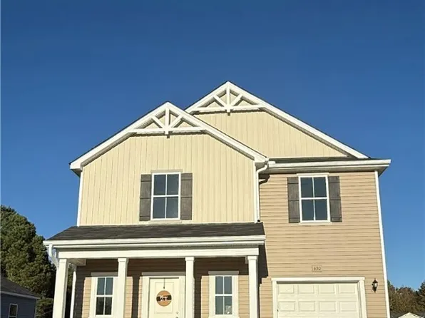 630 Melbourne Dr, Raeford, NC 28376