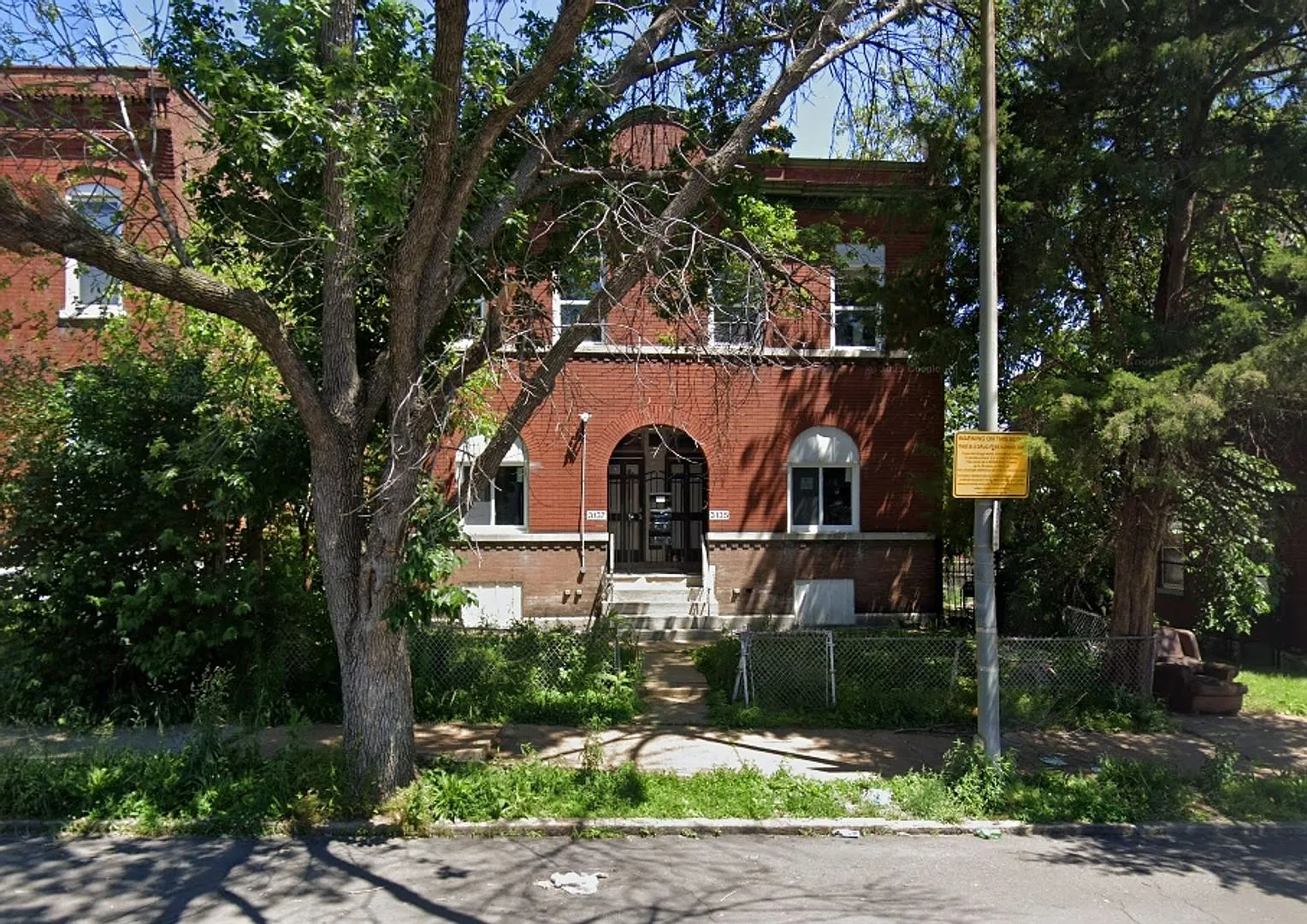 3135 Chippewa Street — Photo 1