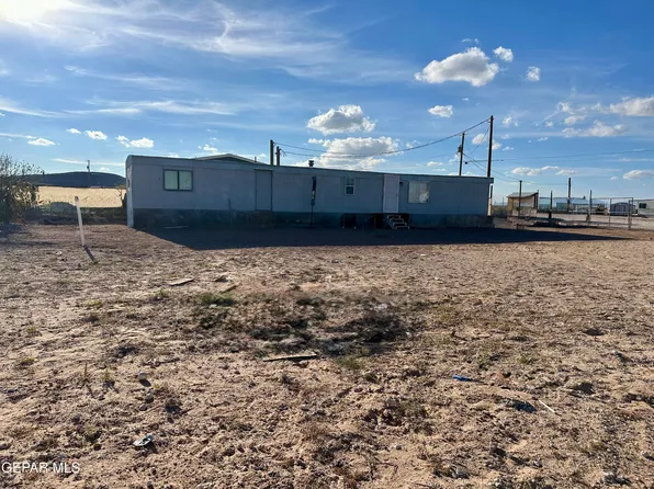 17800 Cramer Dr, El Paso, TX 79928