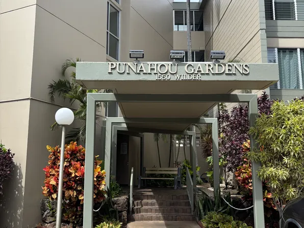 1550 Wilder Ave APT A1304, Honolulu, HI 96822