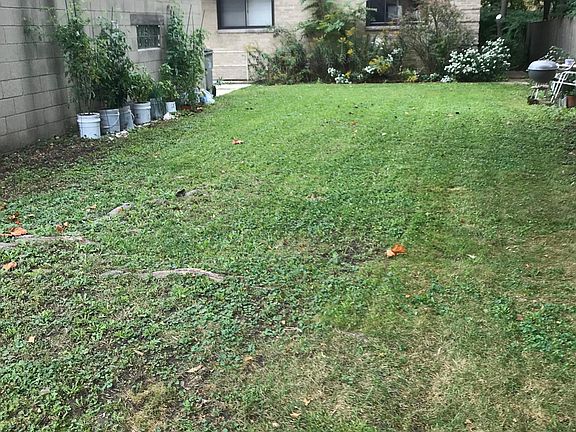 4th image of 3309 N Dousman St APT 2