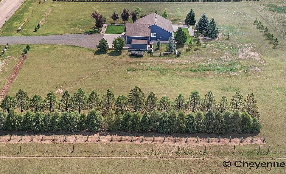 1st image of 6631 Elizabeth Rd