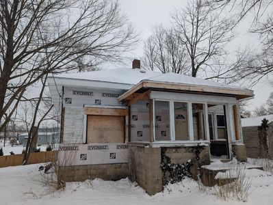 107 E Chicago St, Buchanan, MI, 49107