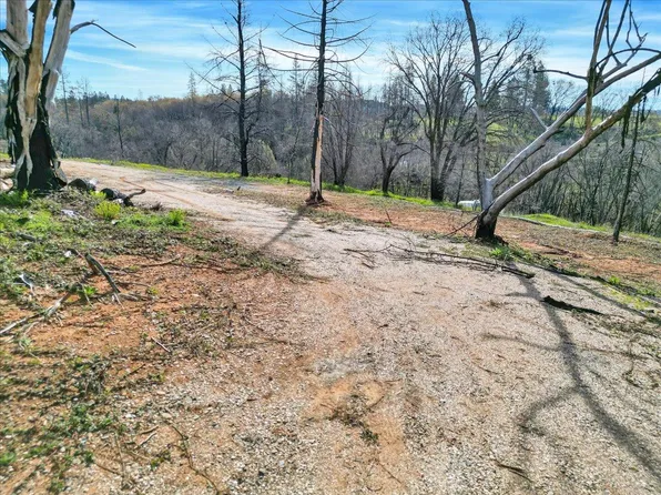 19220 Deer Hollow Way, Grass Valley, CA 95945