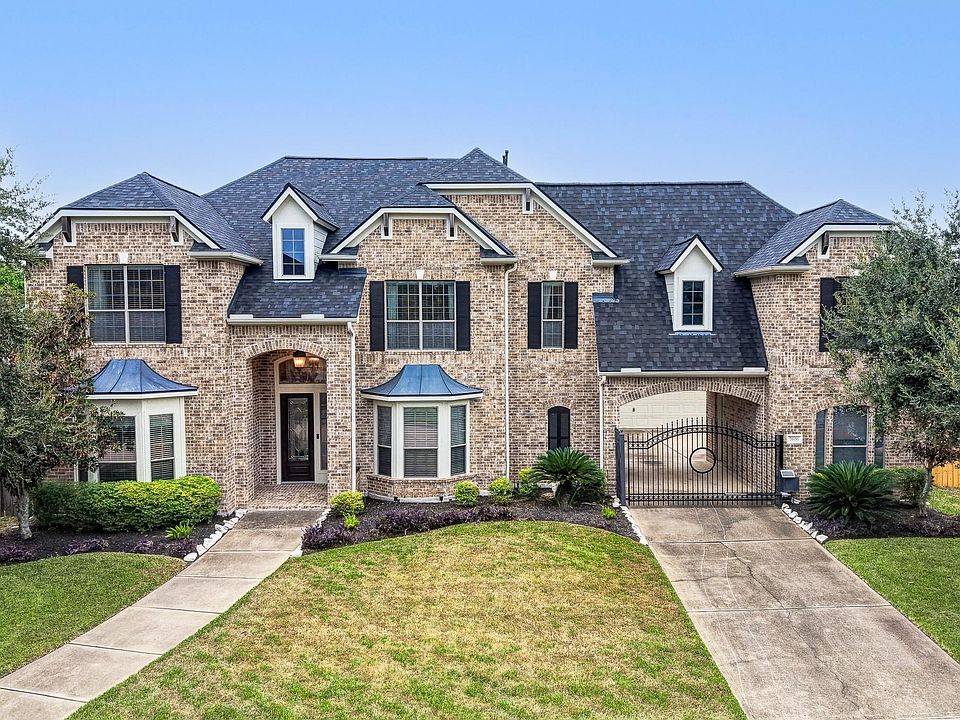 1st image of 7606 Courtney Manor Ln