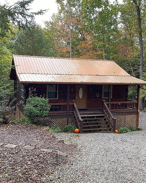 1st image of 520 Trail Head Ln