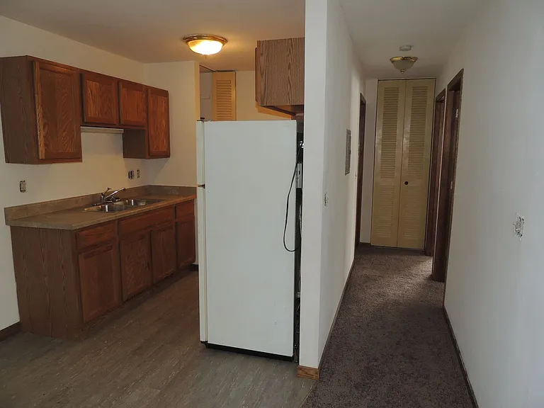 1311-1315 Fleetfoot Dr — Photo 24