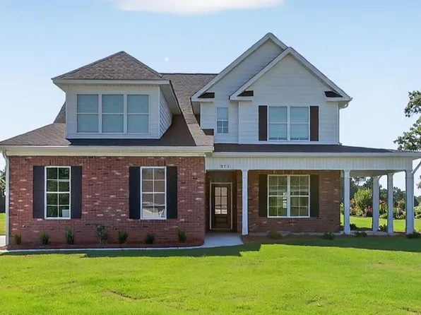 371 Oakmonte Cir, Greenwood, SC 29649