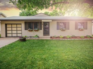 1040 E McCanse St, Springfield, MO 65803