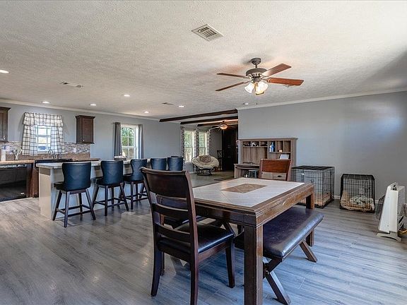 5th image of 346 Chapman Rd