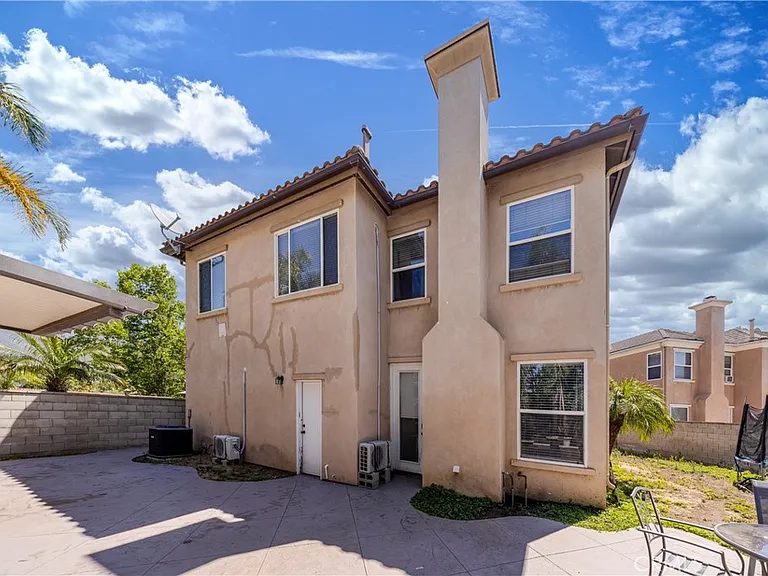 5457 Martingale Way — Photo 37