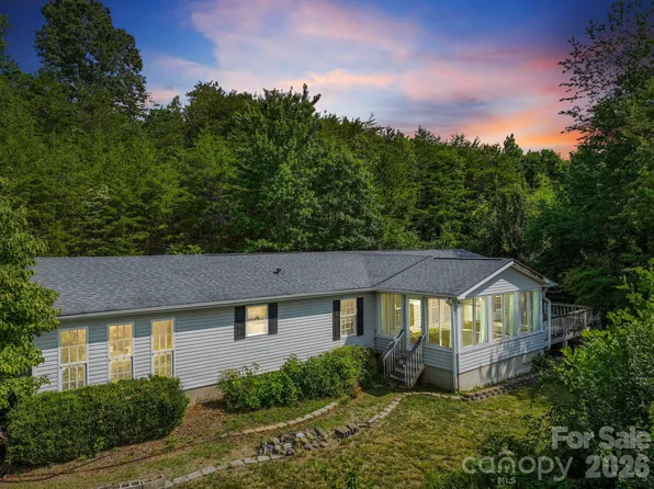 133 Spivey Mountain Rd, Asheville, NC 28806