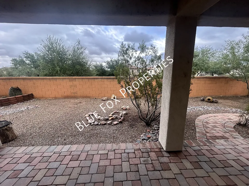15177 S Camino Del Velero
