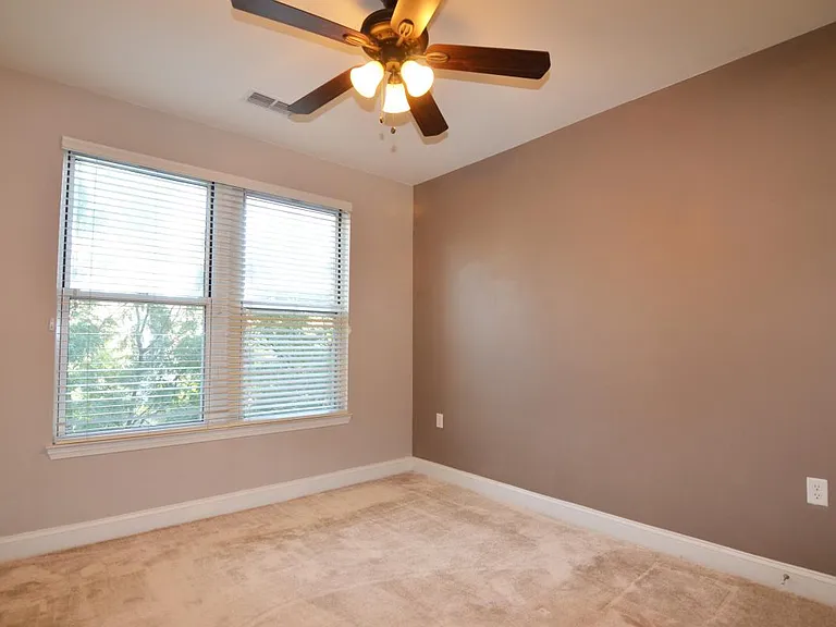 1391 Pennsylvania Ave SE #452 — Photo 10