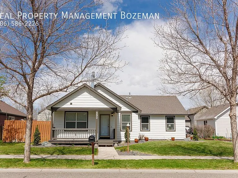 452 Woodman Dr — Photo 28