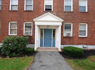 467 Cold Spring Ave APT 2B, West Springfield, MA 01089