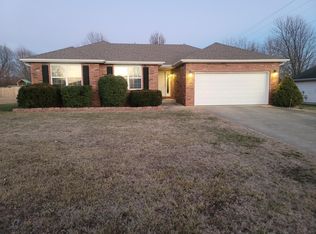 770 Aspen St, Marshfield, MO 65706