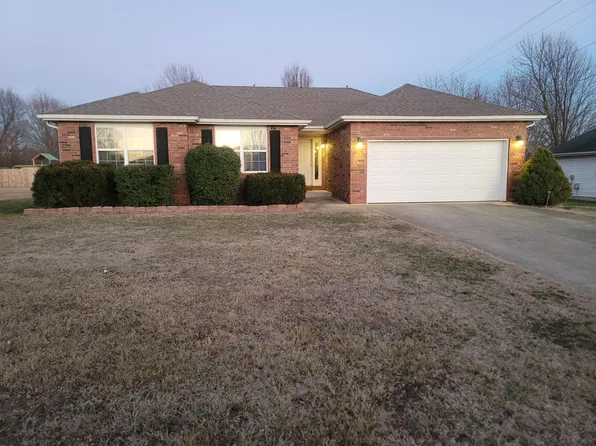 770 Aspen Street, Marshfield, MO 65706