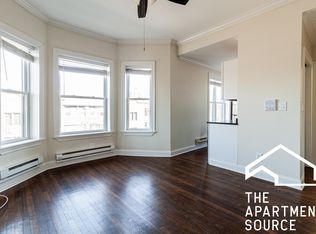 915 W Waveland Ave APT 3B, Chicago, IL 60613