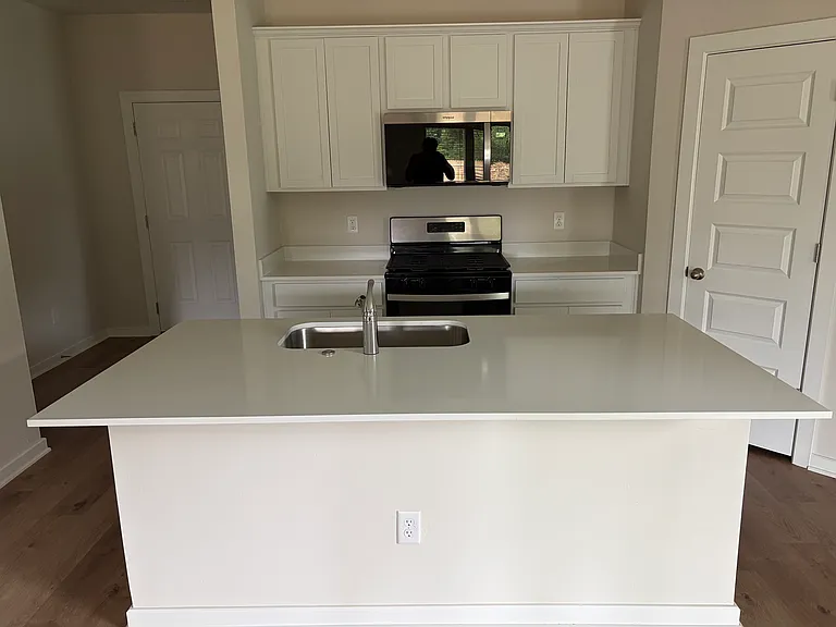 3381 Oak Rdg — Photo 3