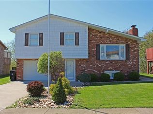 136 Mayfair St, Weirton, WV 26062