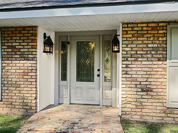 3rd image of 1448 Lansdowne Dr