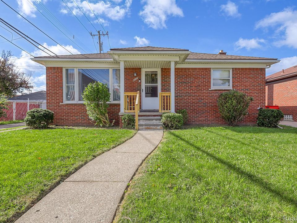 1st image of 1373 Anne Ave