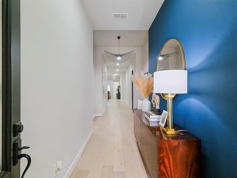 2310 Precision Ln — Photo 4