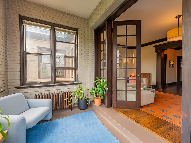 2548 W Logan Blvd #1 — Photo 5