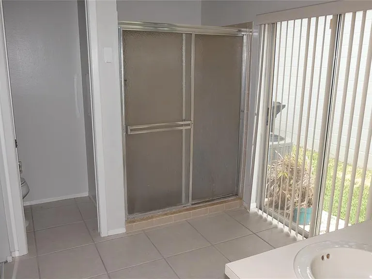 525 Moreno Cir NE — Photo 13