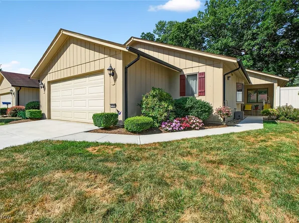 11304 Blodgett Creek Trl, Strongsville, OH 44149