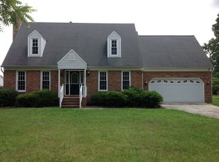 3209 Stonypointe Dr, Greensboro, NC 27406