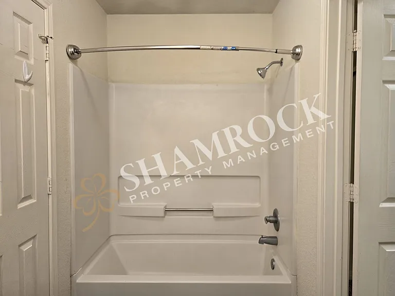 3084 Clydesdale Way — Photo 9