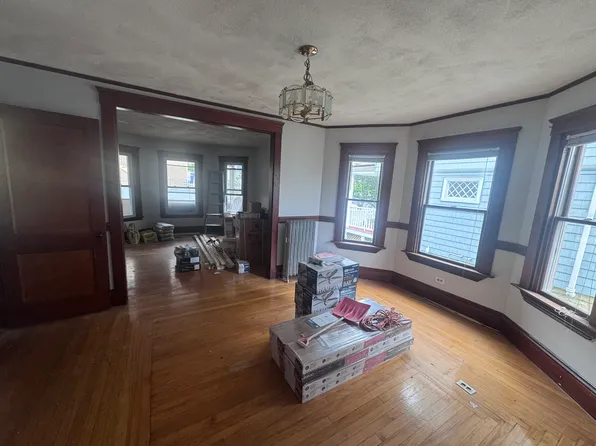 34 Whitman St, Somerville, MA