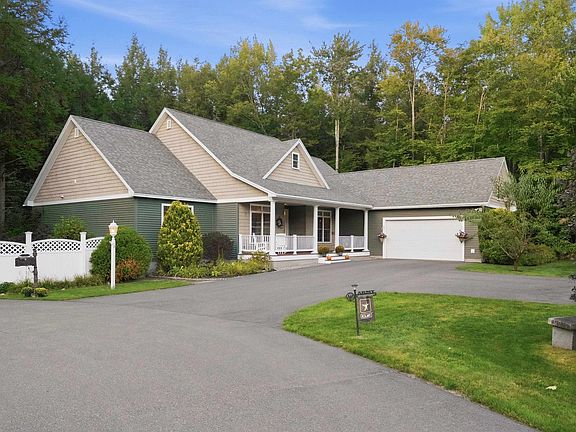 2nd image of 26 Pollard Pines Drive