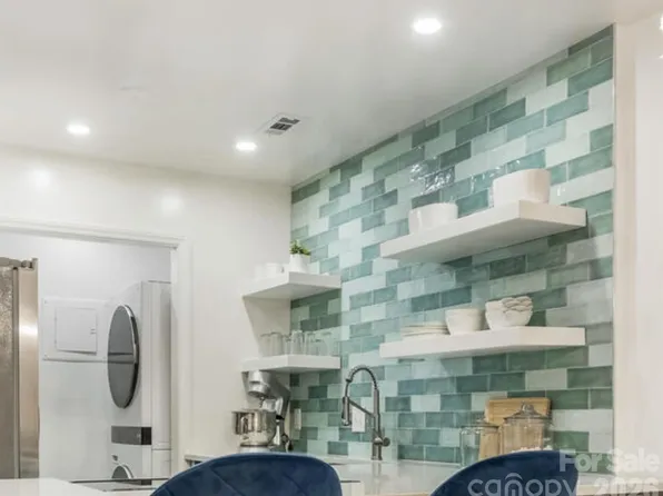 1612 Sharon Rd W APT 68, Charlotte, NC 28210