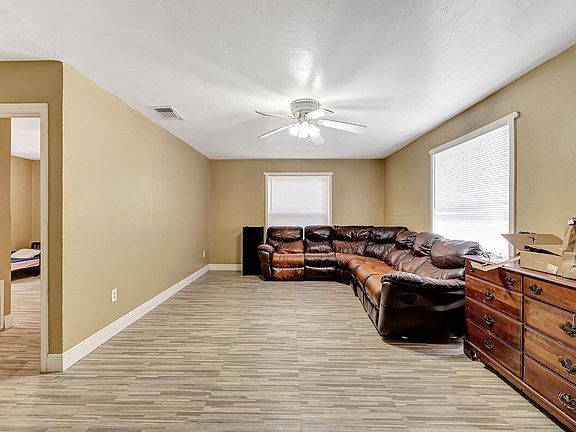 5th image of 201 Dixieland Drive