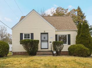 23001 Hadden Rd, Euclid, OH 44117